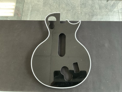 Guitar hero les - hero,
